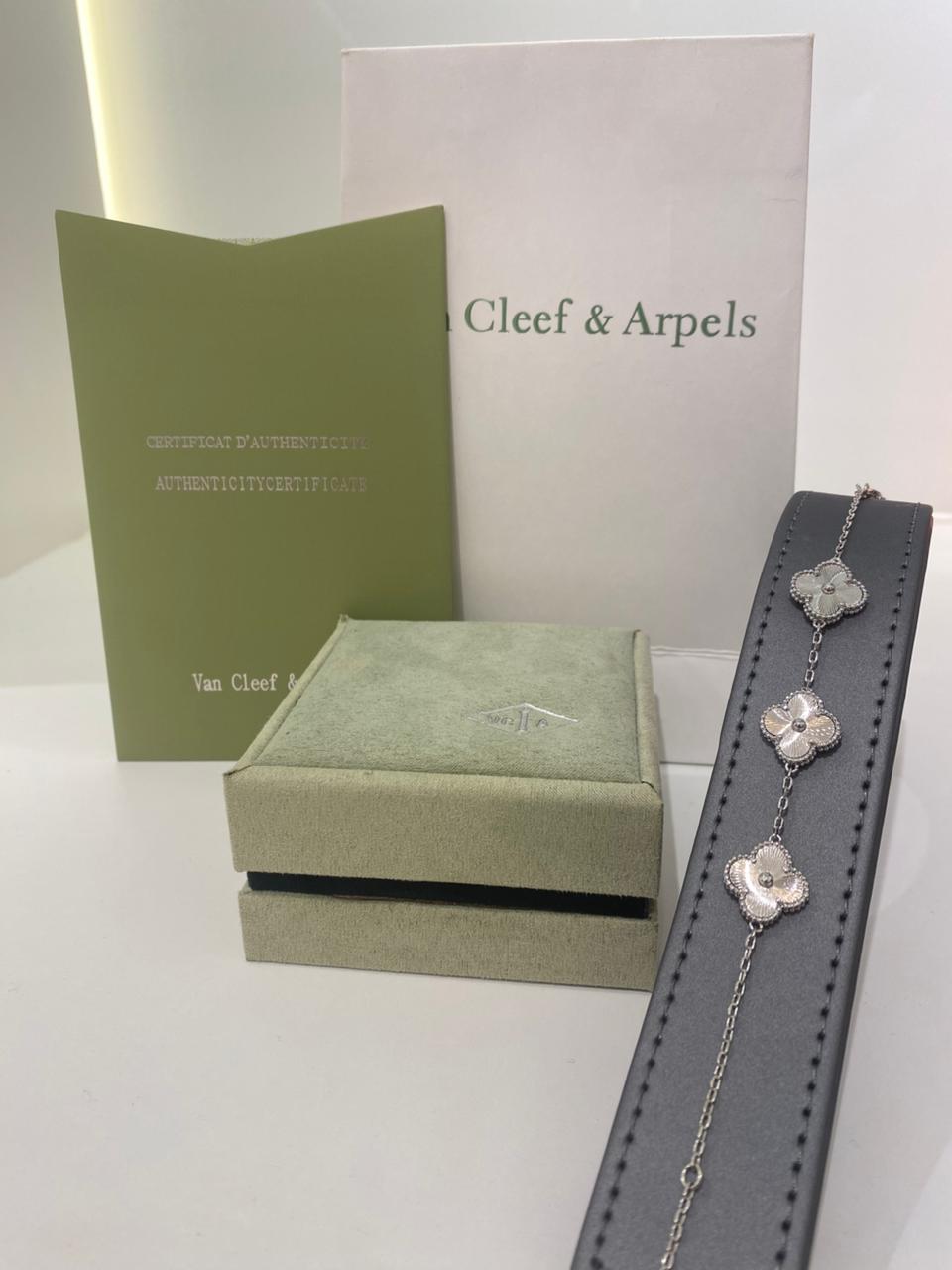 Van Cleef Gold Bracelet (White Pearl Style)
