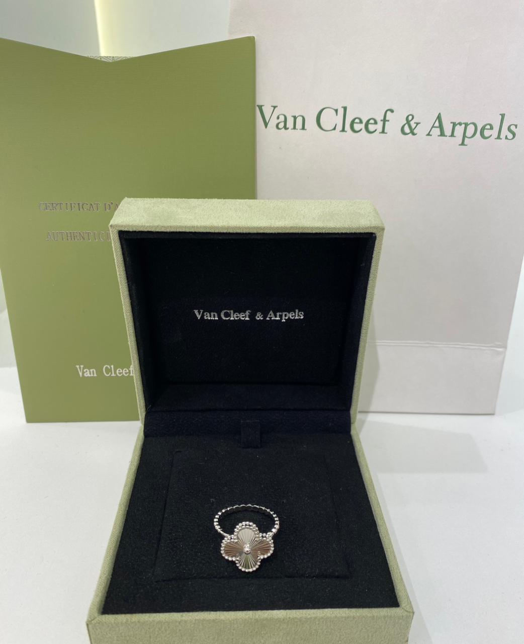 Van Cleef White Clover Ring