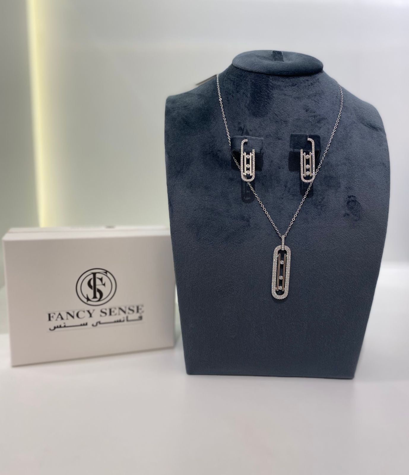 Messika Link-Inspired Jewelry Set