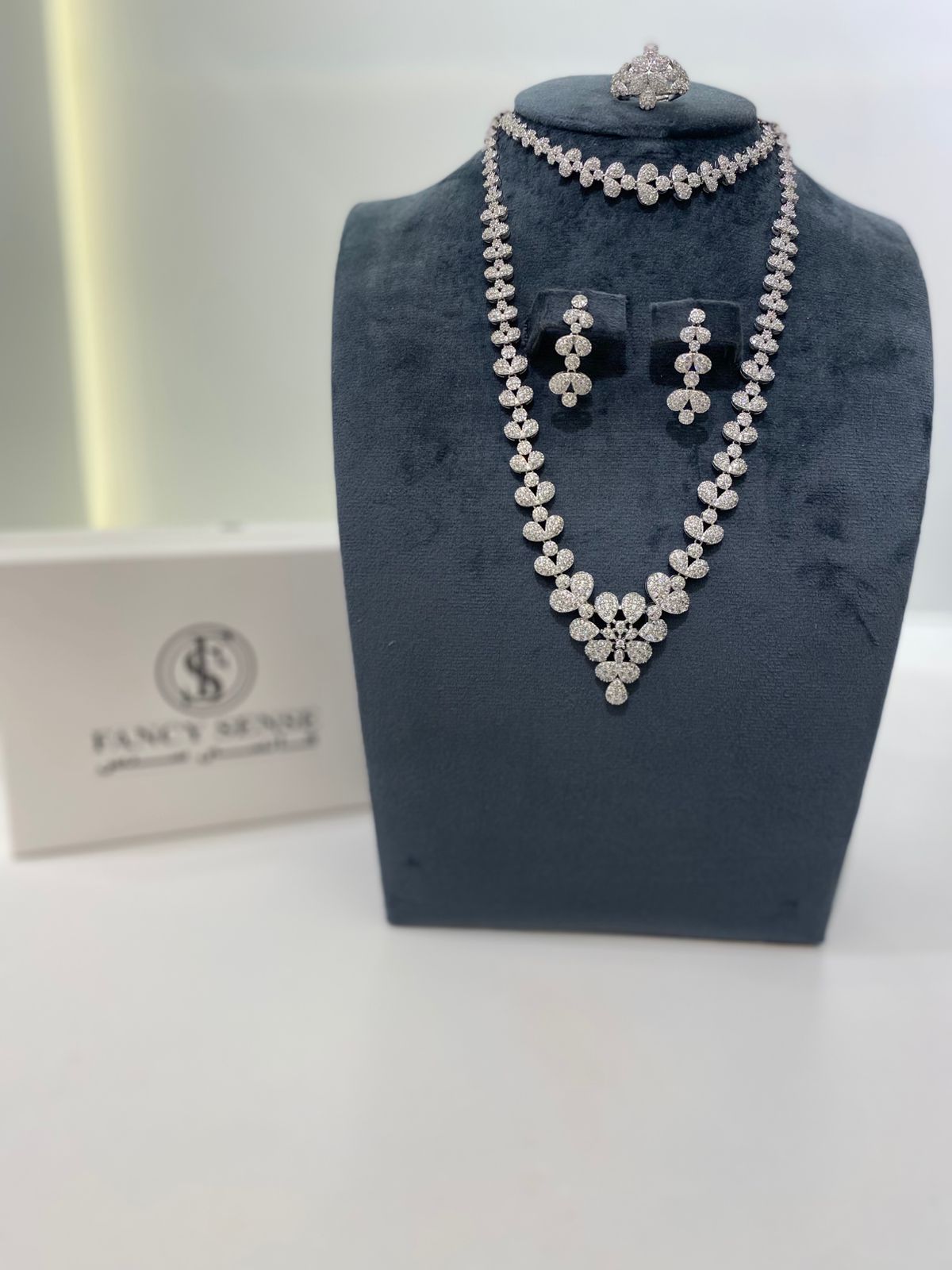 Graceful Sparkle Bridal Set
