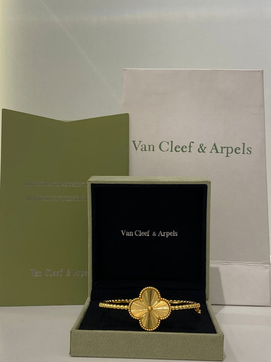 Van Cleef Gold Clover Bracelet