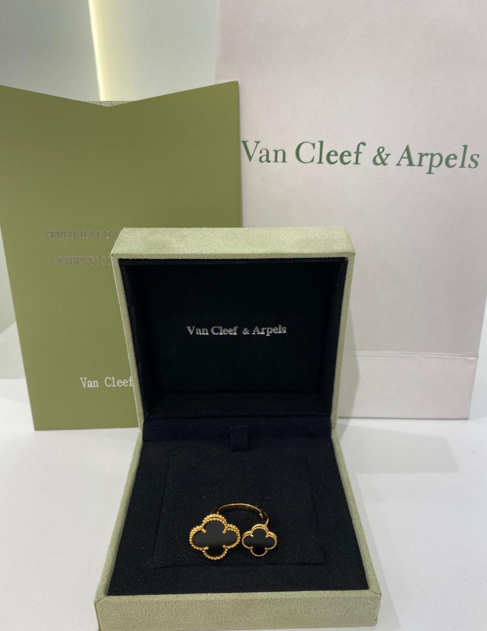 Van Cleef Brown Clover Ring