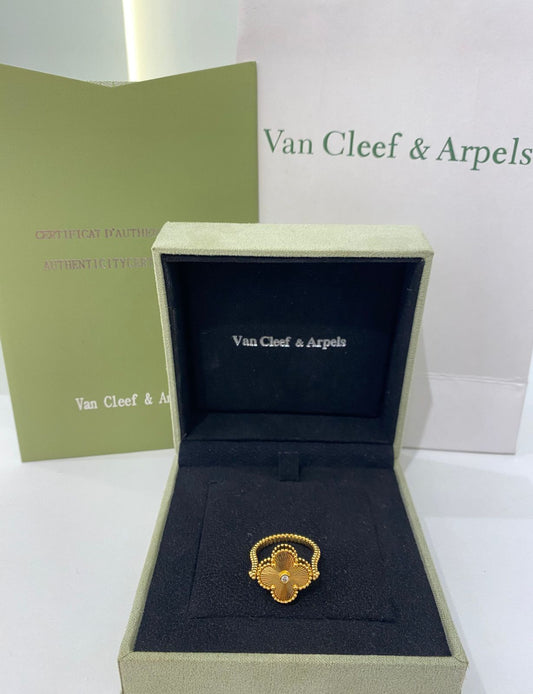 Van Cleef Golden Shine Ring