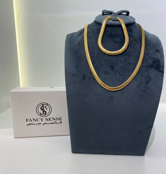 Omega Sleek Collar Set