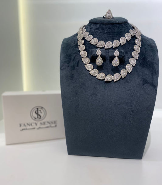 Teardrop Bridal Set