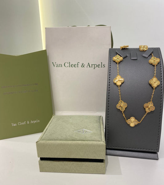 Van Cleef Golden Clover Set