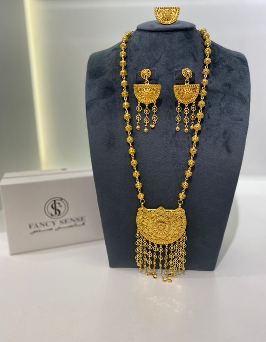 Gilded Arch Gold Set