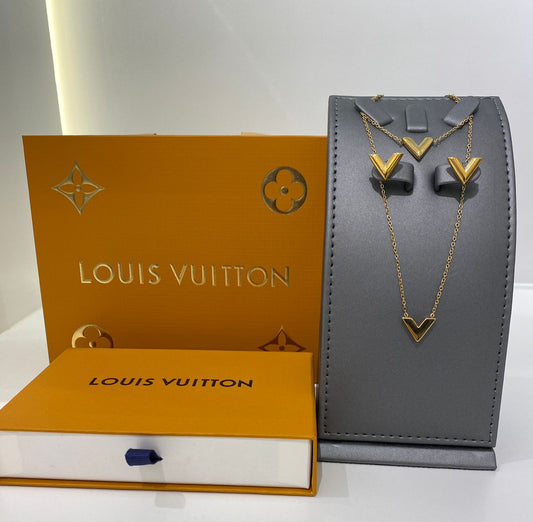 Louis Vuitton V-Shaped Set