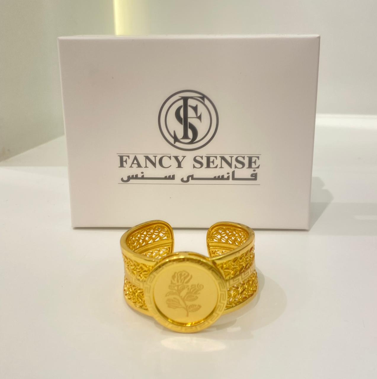 General Accessories Gold Bracelet