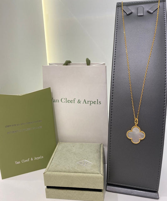Van Cleef White Clover Pendant