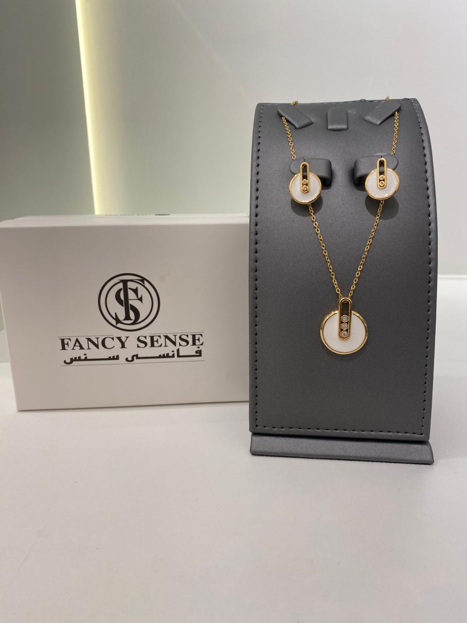 Messika White Drop Circle Set